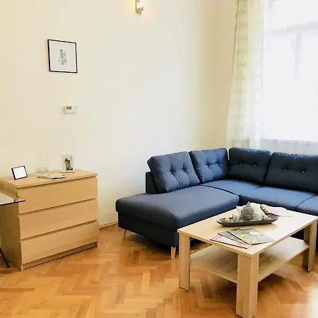 Jindrisska Central شقة