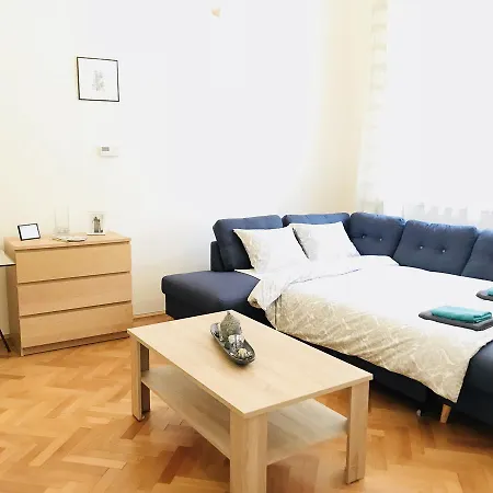 شقة Jindrisska Central *